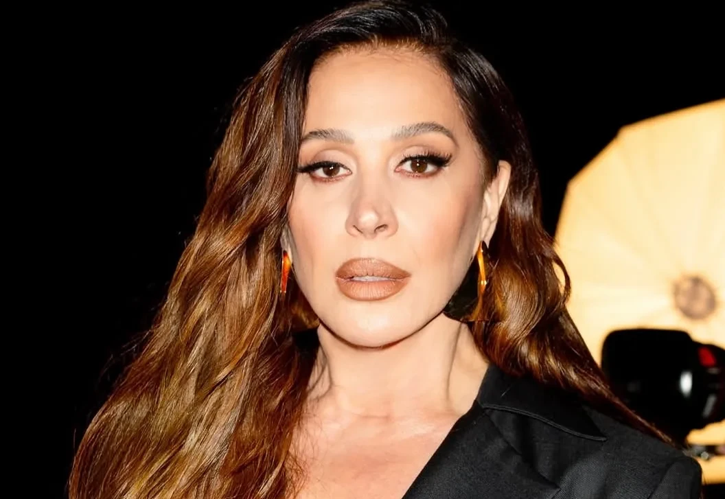 Claudia Raia relembra vício em cigarro e lamenta impacto na saúde