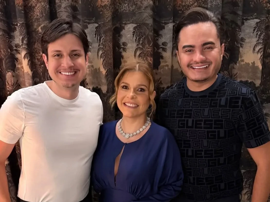 Jacqueline Kato celebra aniversário em noite especial no Umami Sushi Bar