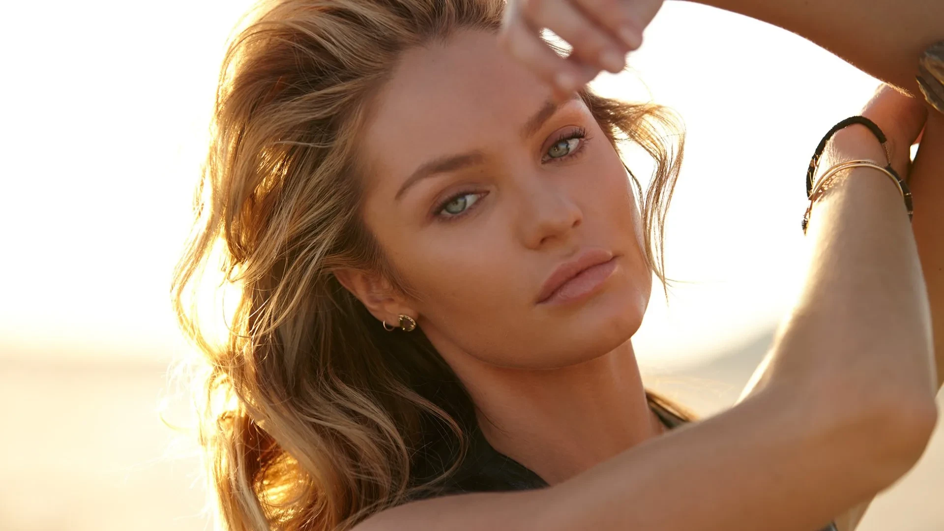 Tom Brady vive possível romance com Candice Swanepoel