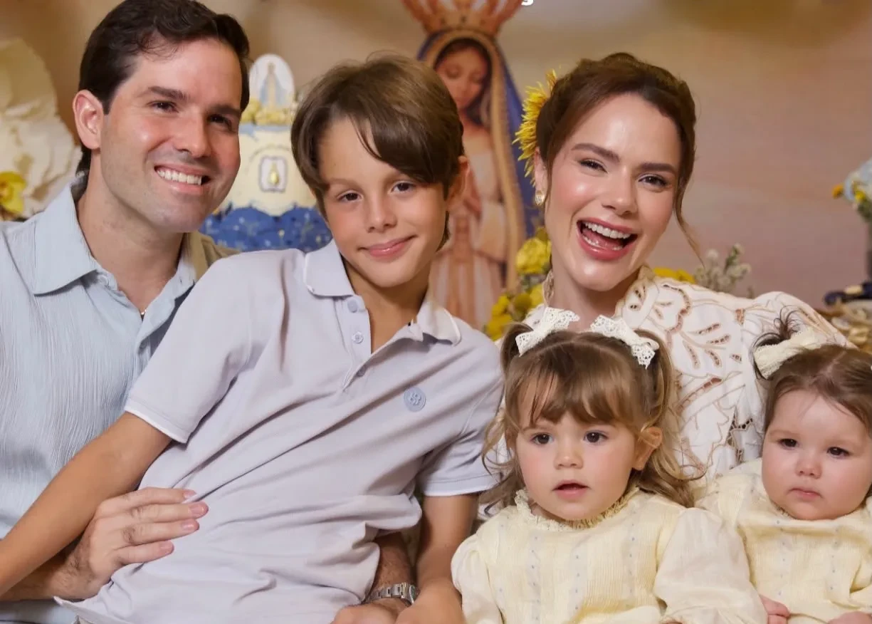 Paulinha Sampaio e Felipe Rocha festejam os oito meses de Celeste Maria