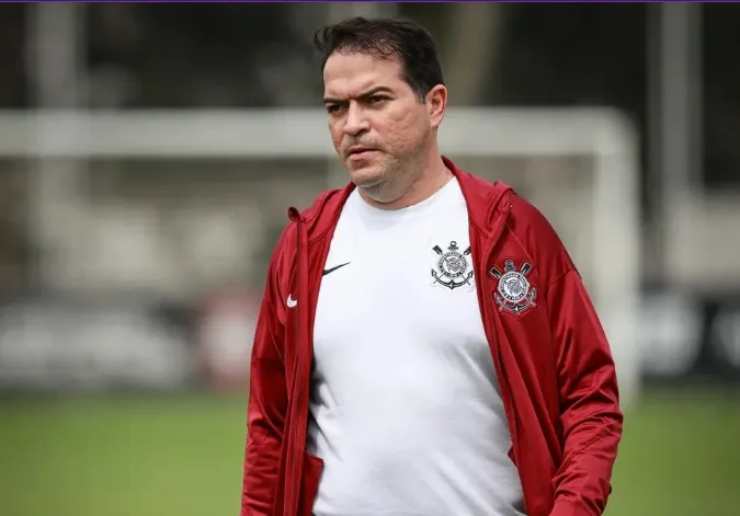 Marcelo Paz deixa Corinthians após sequência de maus resultados