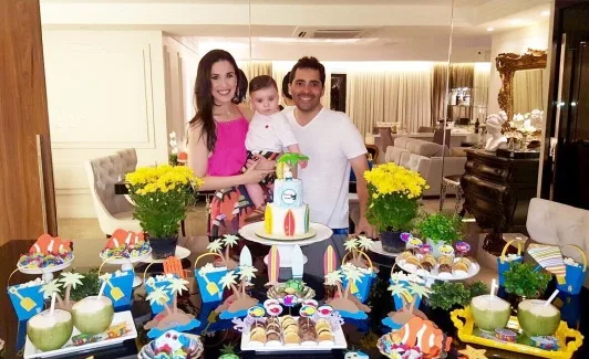 Giuliana Botelho comemora 8º mesversário de Bernardo