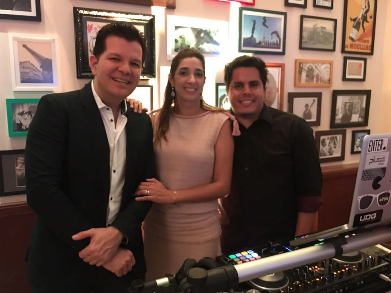 L'Entrecôte De Paris com Gustavo Serpa e DJ Morr
