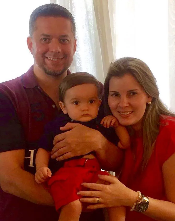 Adriana e Raphael Loureiro comemoram mesversário de Gabriel