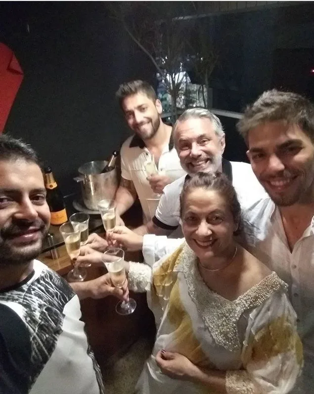 Lino Villaventura anfitrionou para noite da virada