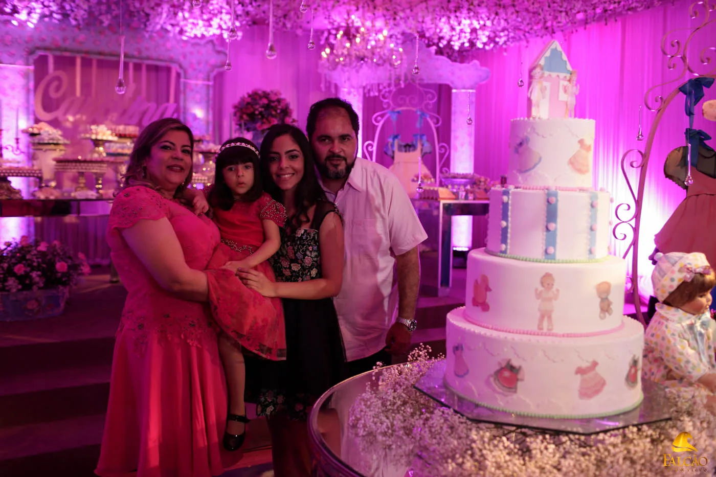 Mônica Viana e Marcus Vinícius festejam niver da filha