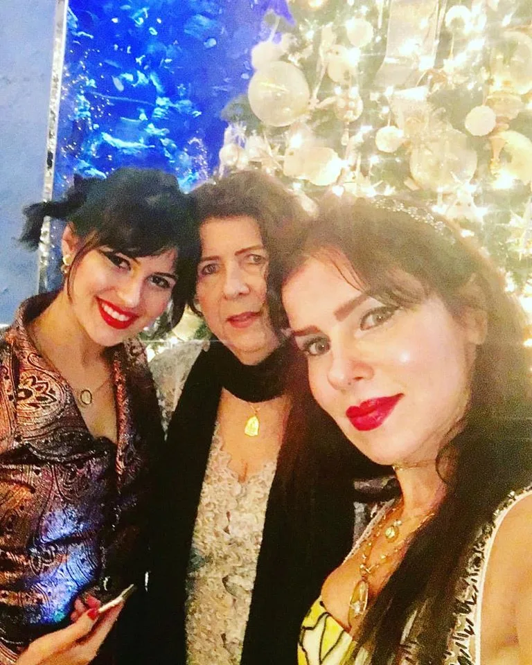 ZIlda Pessoa brinda com estilo