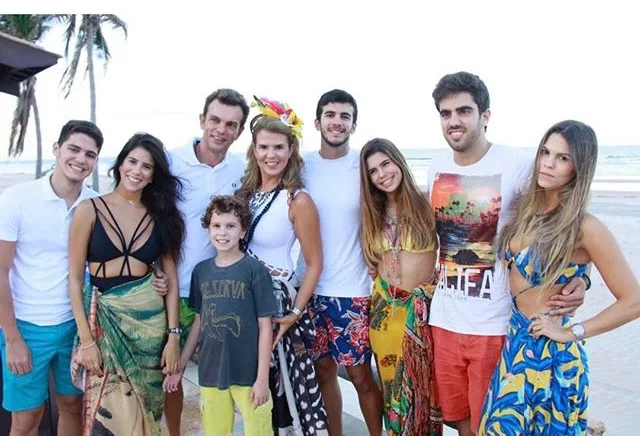 Alexandra Pinto comemora niver no Guajiru