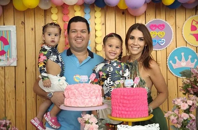 Tarcya Dantas e Thiago Maia festejam niver das filhas