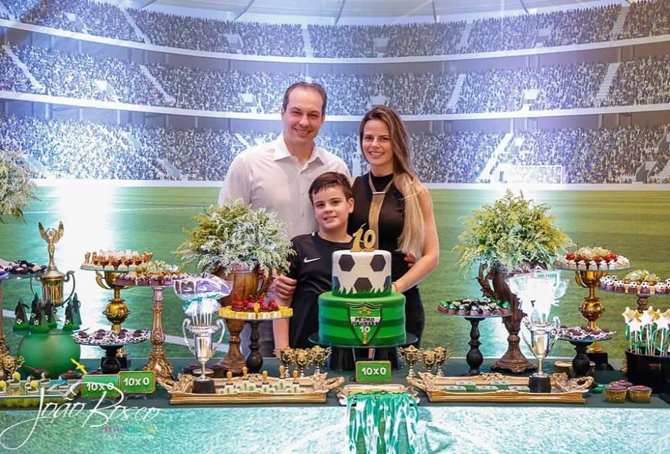 Roberta Weyne e Ricardo Américo festejaram niver do filho