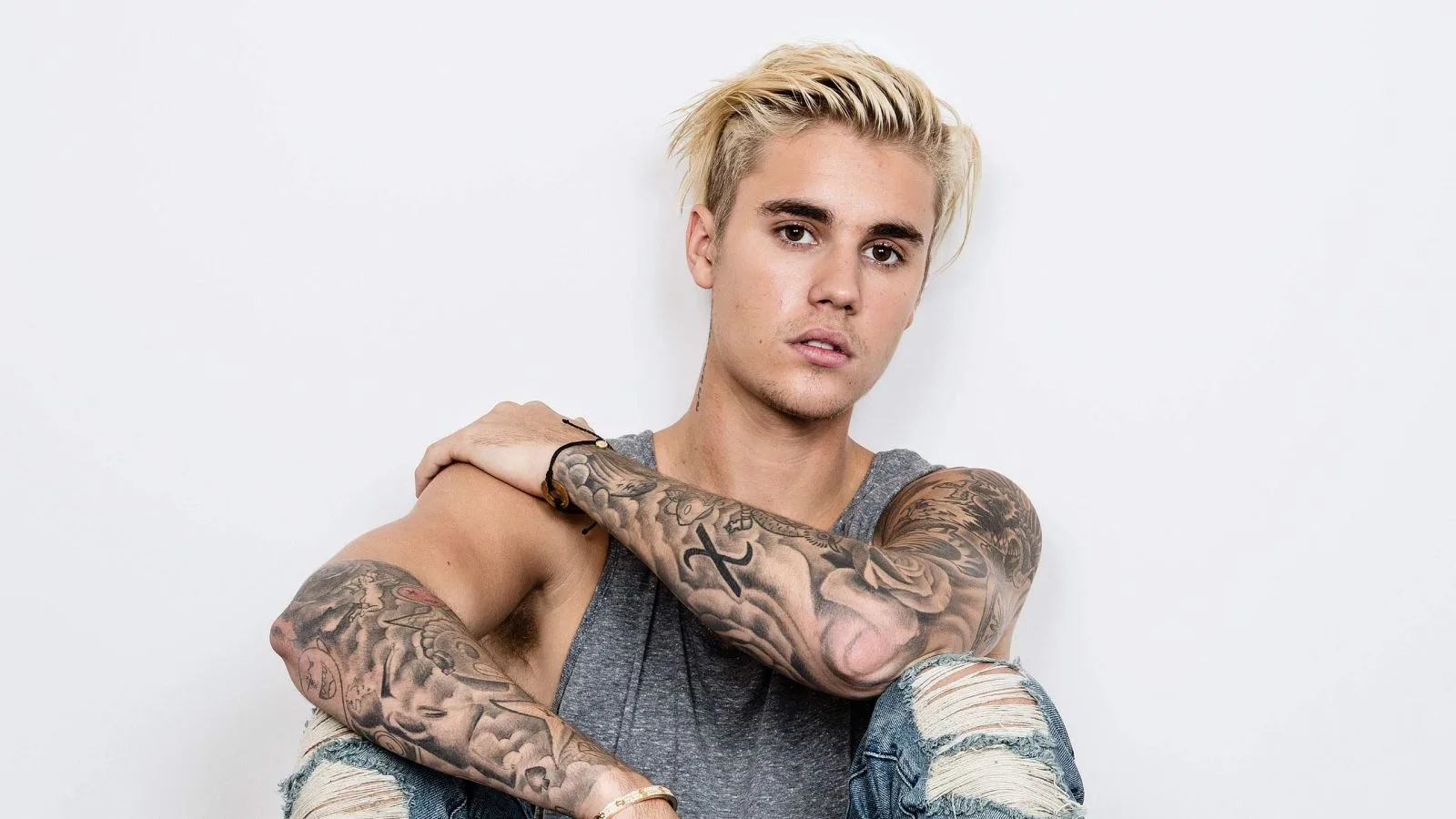 O comportado e respeitoso Justin Bieber