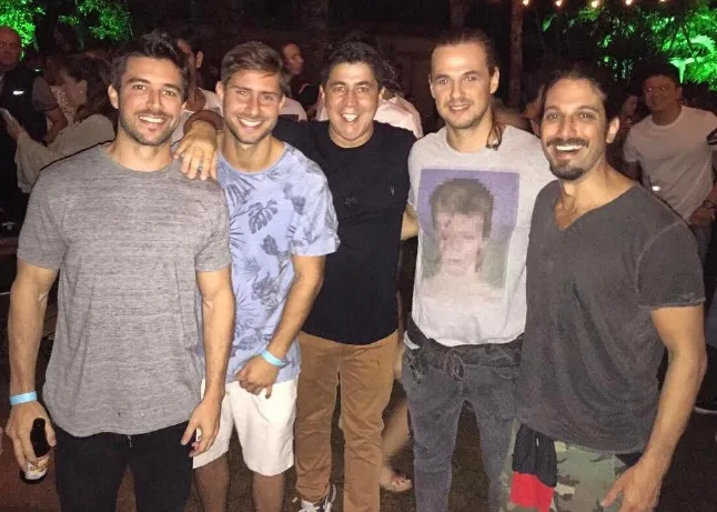 Festa reúne galãs