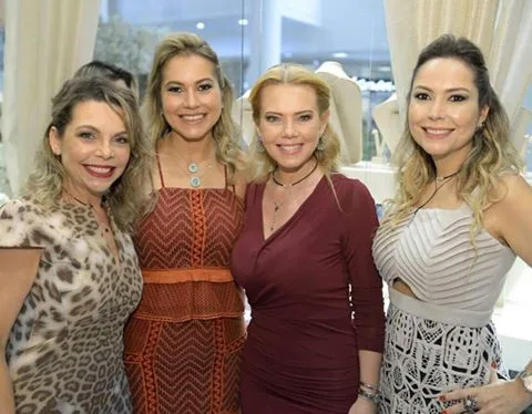Tallis joias promove dia de Mãe e Filha