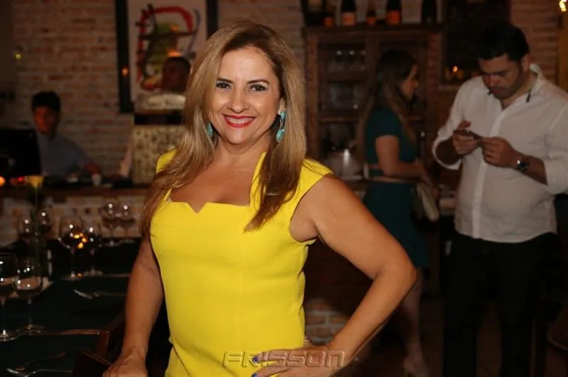 Beth Pinto expõe na Vendinha Chic