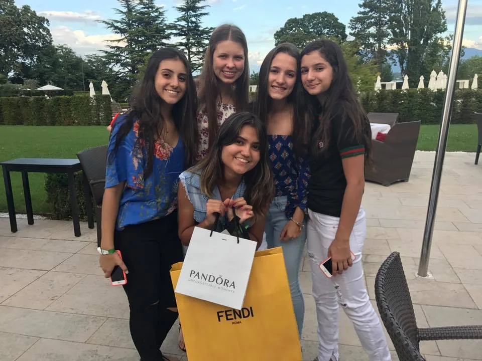 Marianne Praciano comemora aniver com estilo