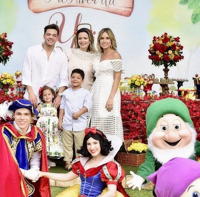 Festa em dobro para Ysis, filha de Wesley Safadão