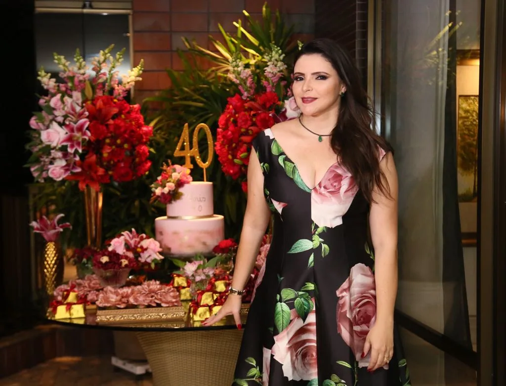 Christianny Diógenes celebrando desde já