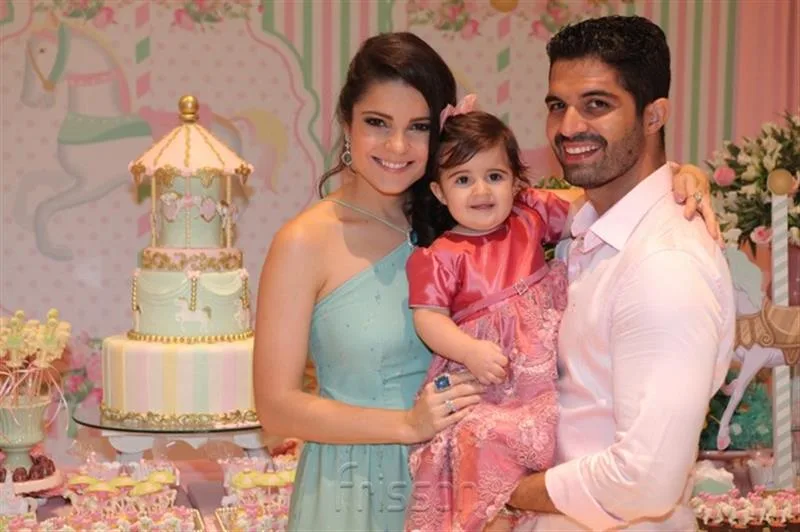 Nasce Arthur para Priscila e Bruno Becco