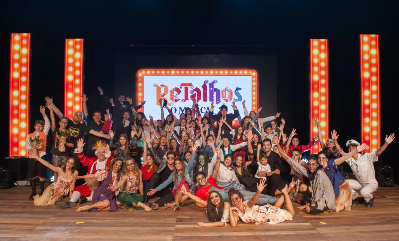 “Retalhos, O Musical 2" lota o teatro