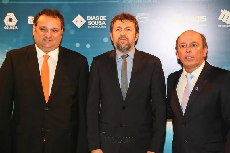 Assembleia Legislativa homenageia Sinduscon-CE