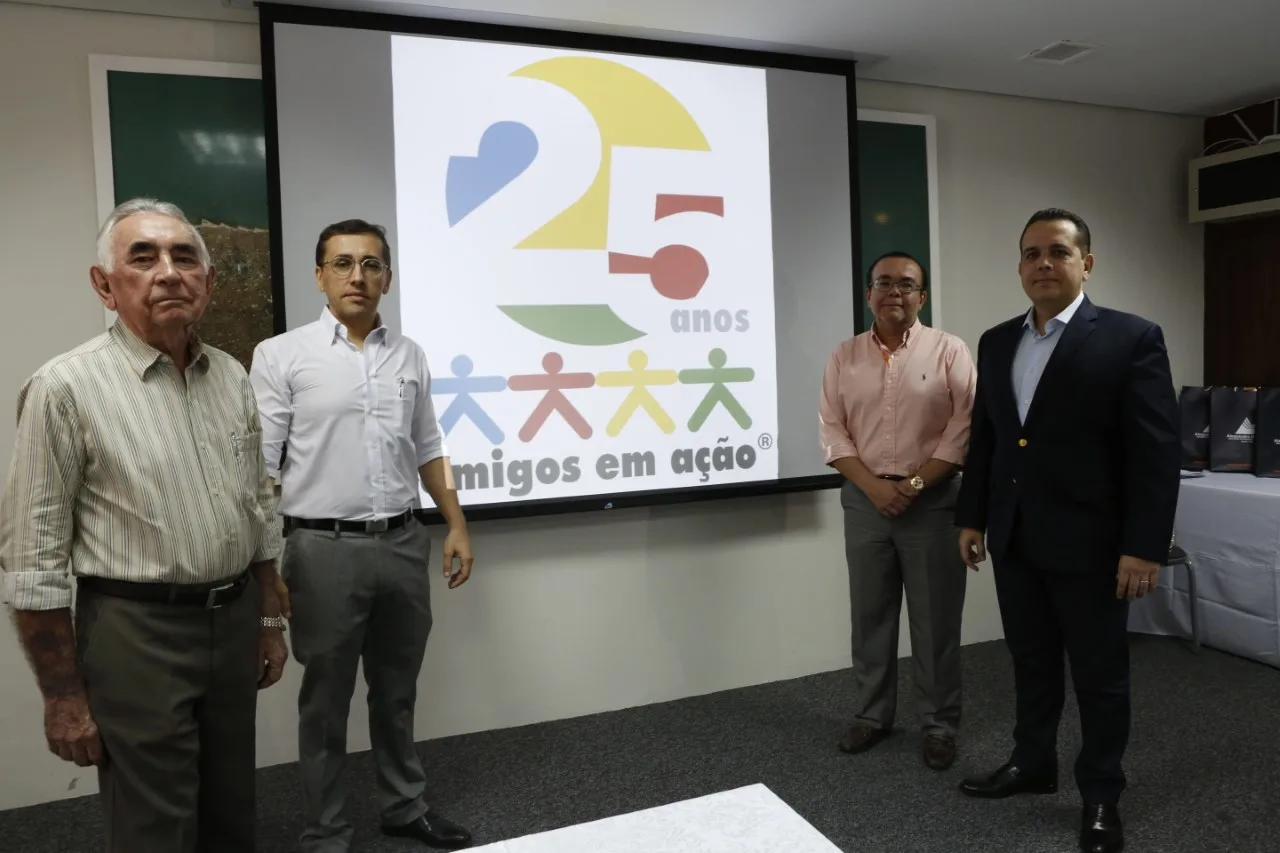 IX exposição do projeto Amigos em Ação