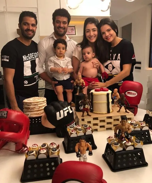5º mesversário de Arthur Becco