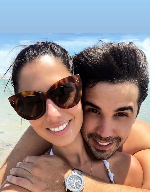 Duplo brinde de Nicole Pinheiro