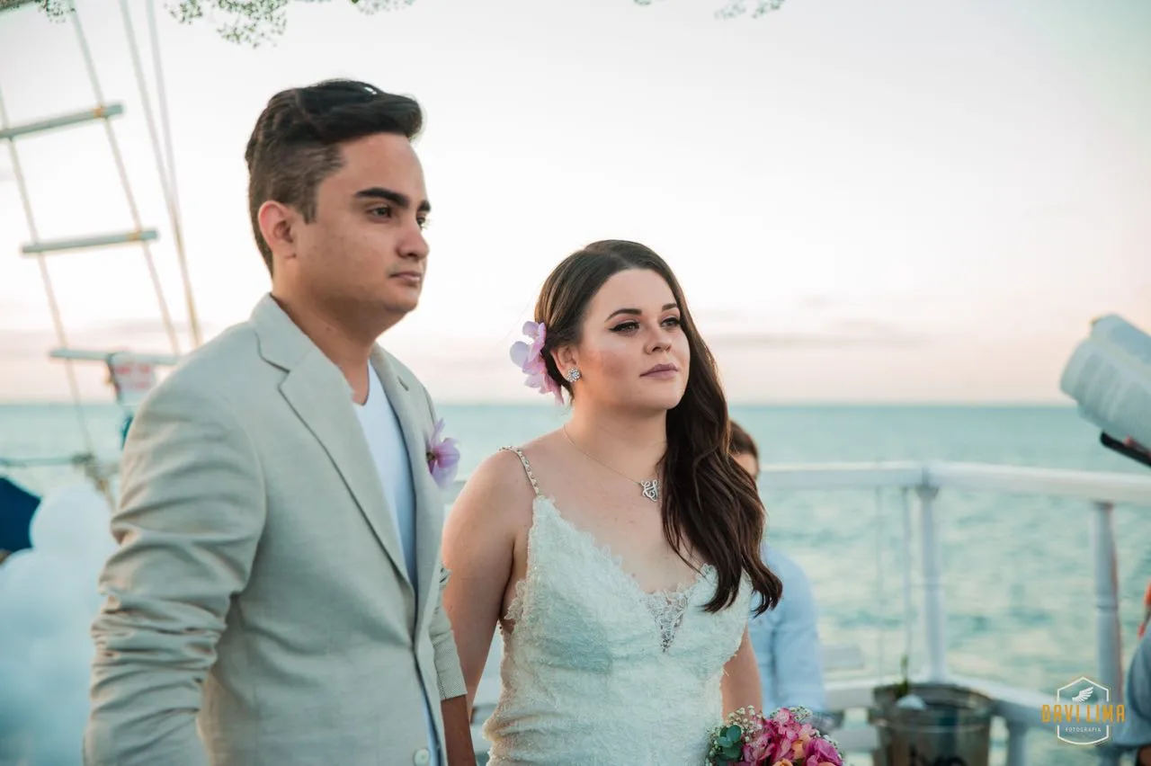 Clara e Felipe Araújo celebram Bodas de Papel