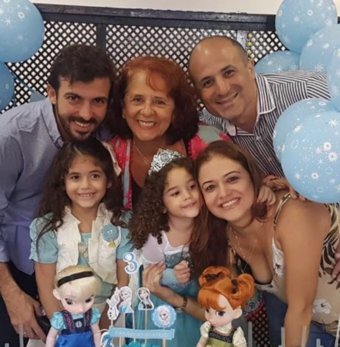 Vivian e Roberto Fermanian celebram nova idade da filha