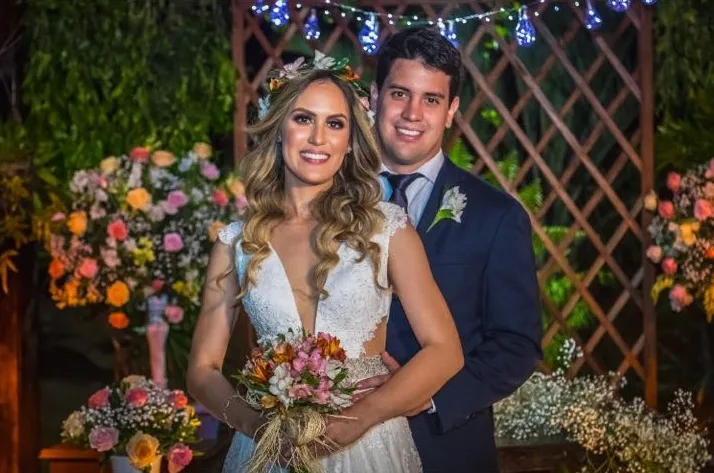 Rafaela Marrocos e Bruno Machado em casamento civil
