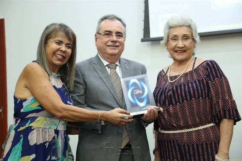 Assis Cavalcante recebe Troféu Amigos da Alfe 2018