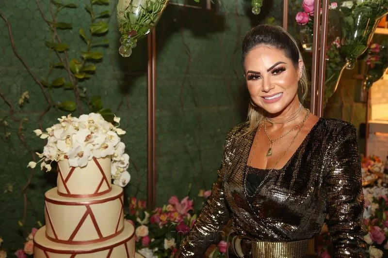 Jamile Lima celebra bday