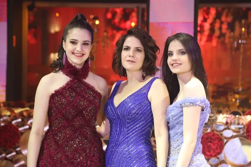 O baile debutante de Sophia e Chiara Ary