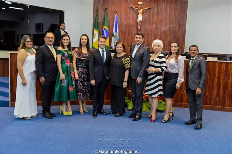 Cerimonialistas em homenagem na CMF