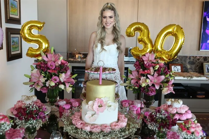 Sarah Castro festeja os 30 anos