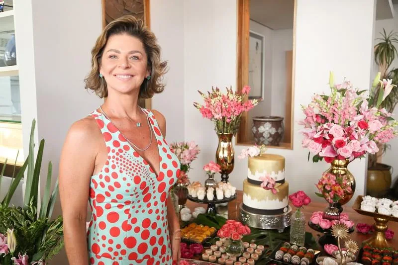 Ana Cristina Wolf brinda nova idade