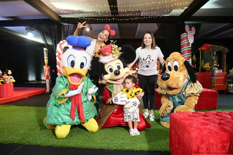 Denise Bezerra e Gil Santos celebram os dois anos de Bento