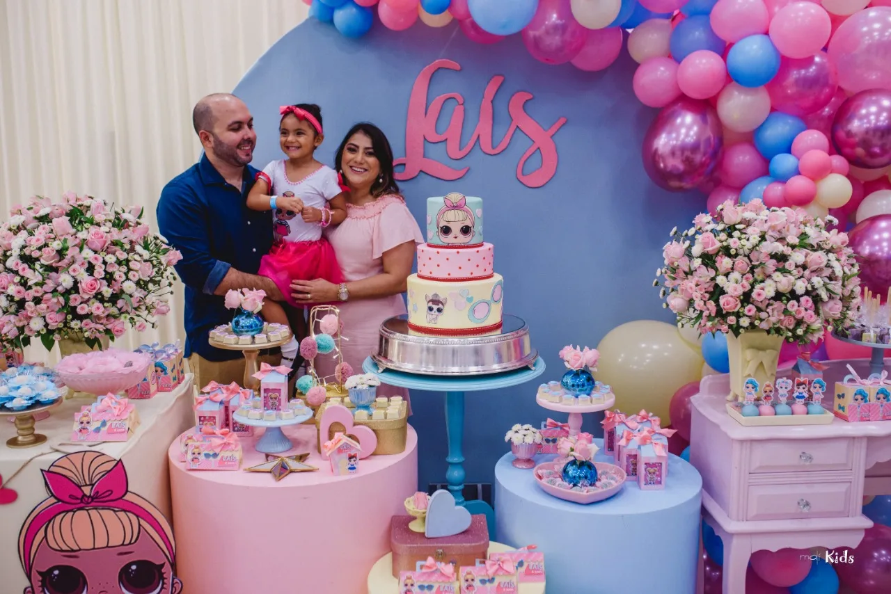 Os 4 anos de Laís Teixeira