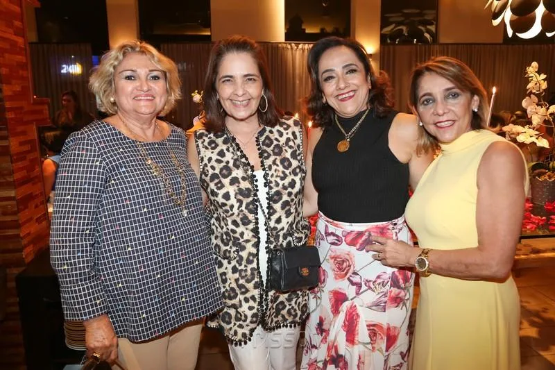Veritas celebram aniversariantes do mês