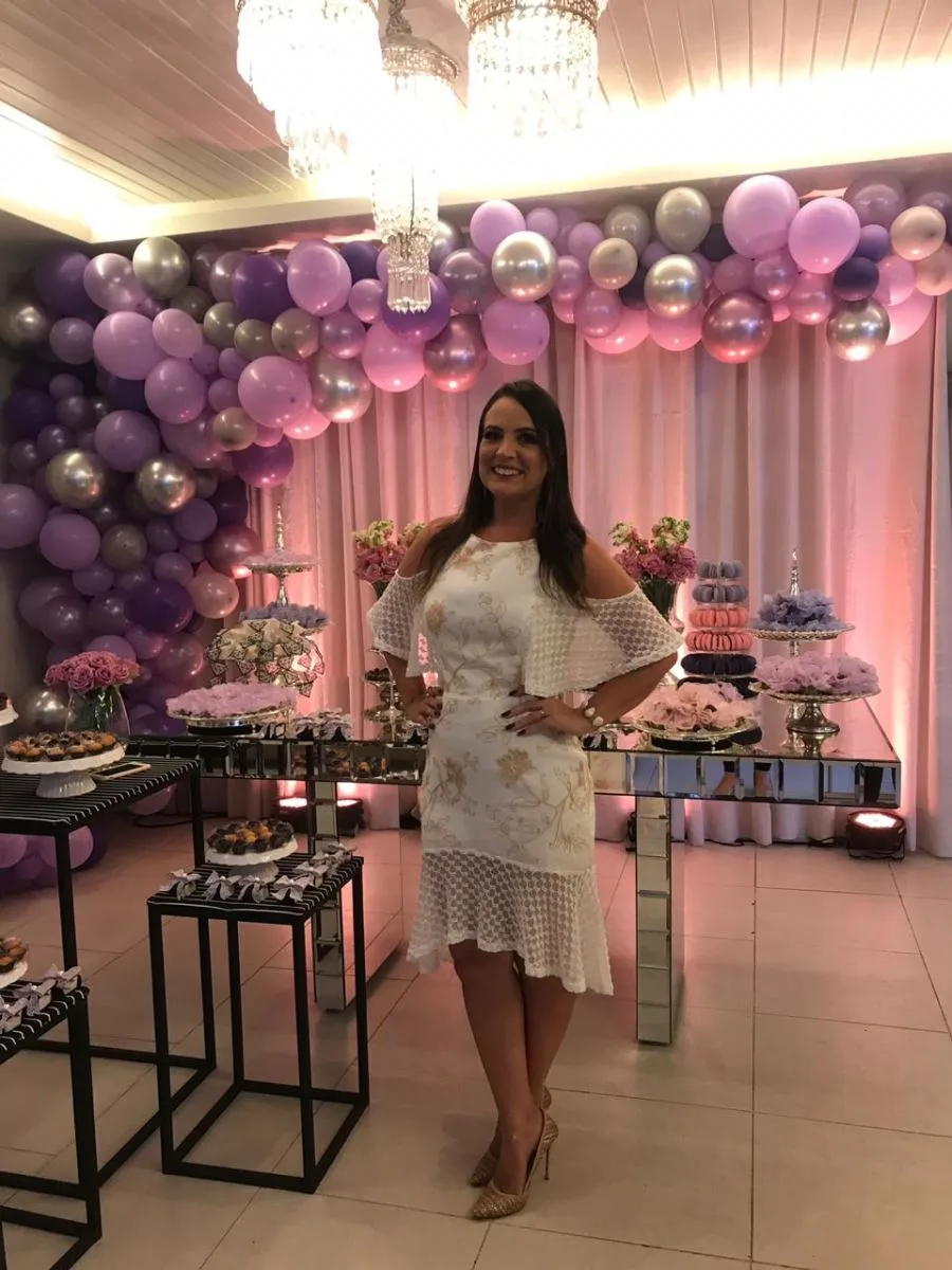Daisy Cavalcante festeja em clima intimista