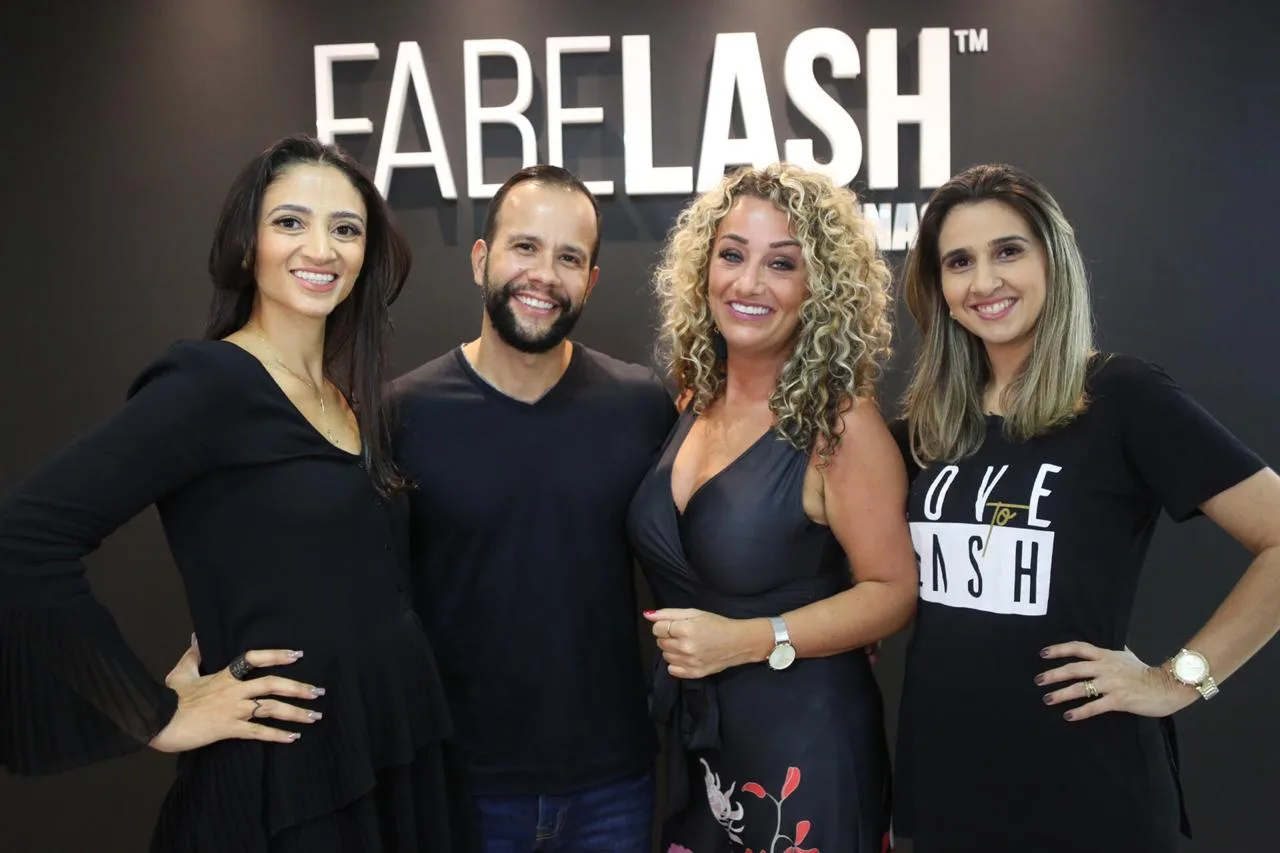 Fabelash Fortaleza recebe CEO da marca