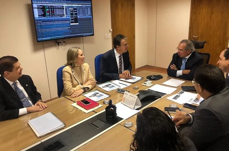 Paulo Guedes se impressiona com desenvolvimento cearense