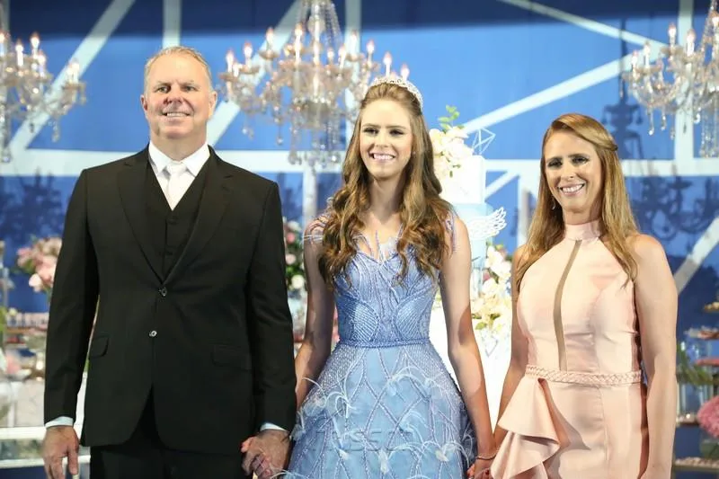 O baile debutante de Clara Dal Belo