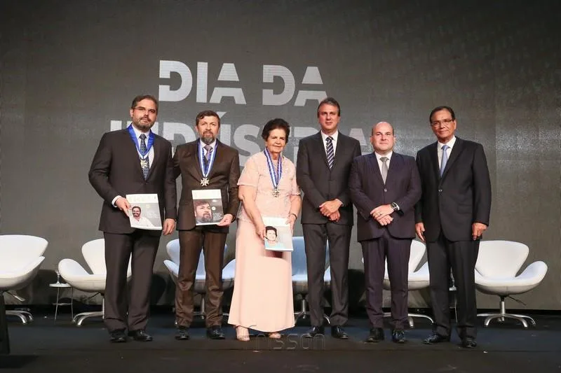 FIEC comemora Dia da Indústria