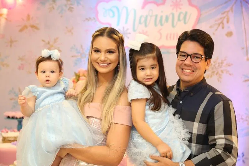 Os três anos de Marina Aguiar