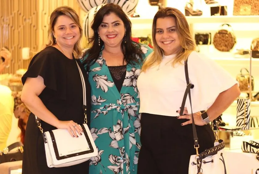 Viviane Almada promove o Exclusive Day