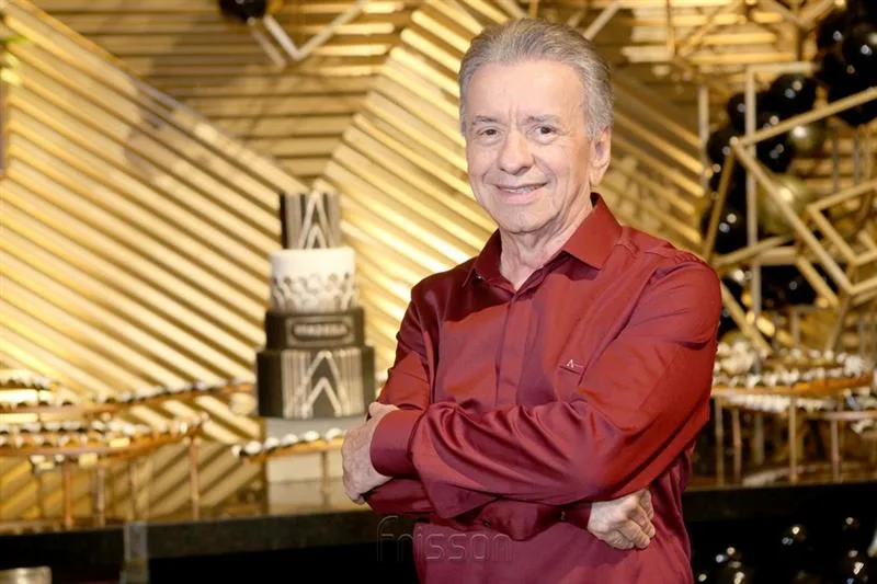 Majela Félix brinda os 75 anos