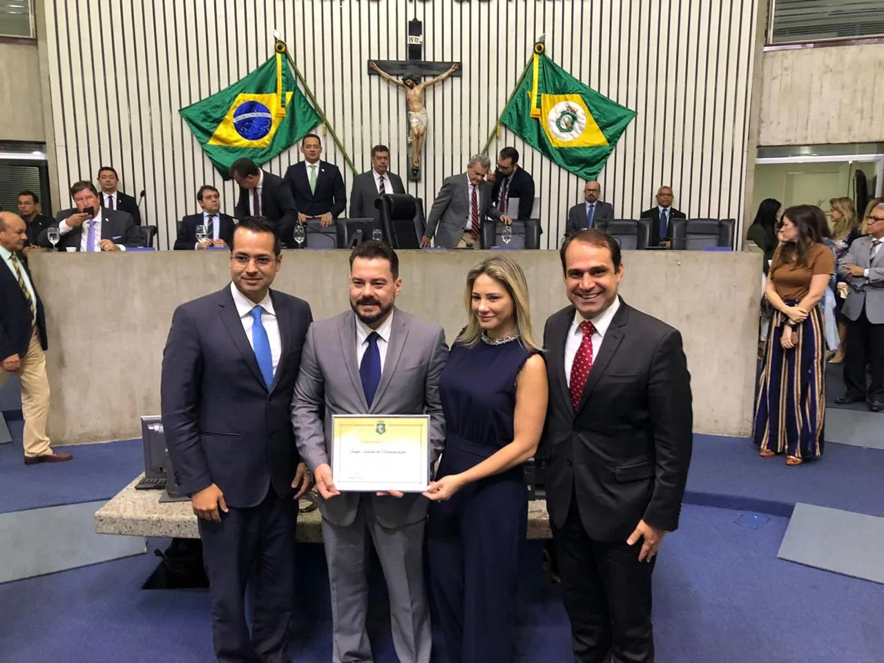 Homenagem ao Grupo Cidade