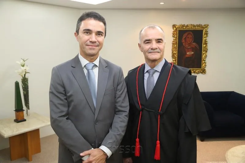 Antônio Pádua Silva é empossado no Tribunal de Justiça do CE