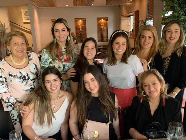 Brindando o aniversário